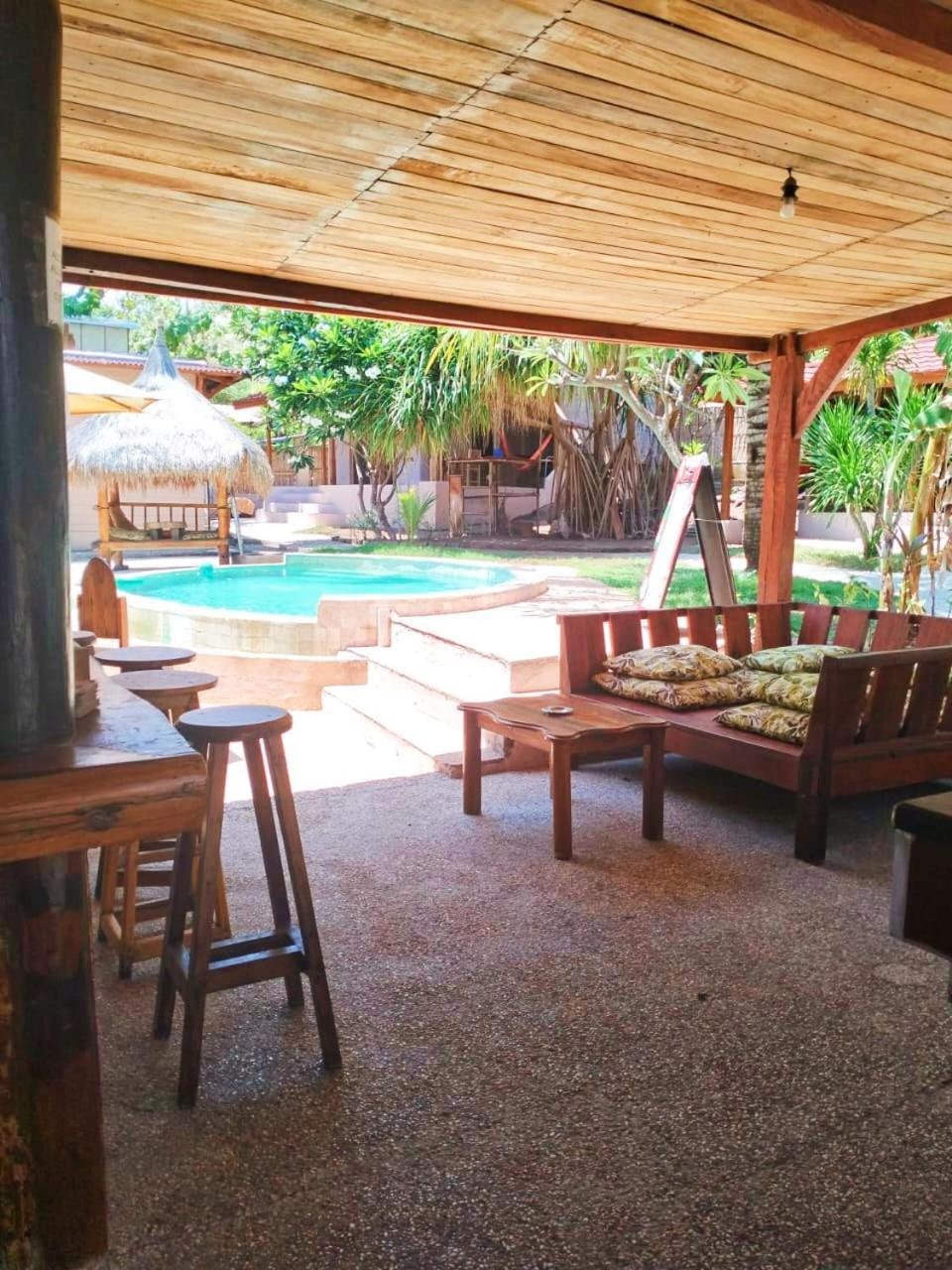 Jati Village, Party Hostel And Bungalows Gili Trawangan Exterior foto
