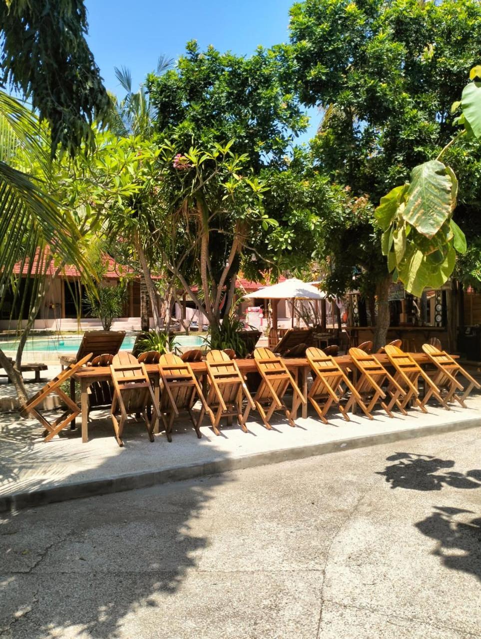 Jati Village, Party Hostel And Bungalows Gili Trawangan Exterior foto