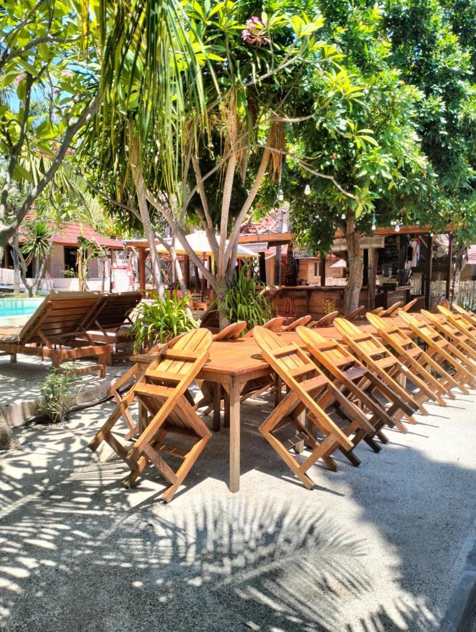 Jati Village, Party Hostel And Bungalows Gili Trawangan Exterior foto