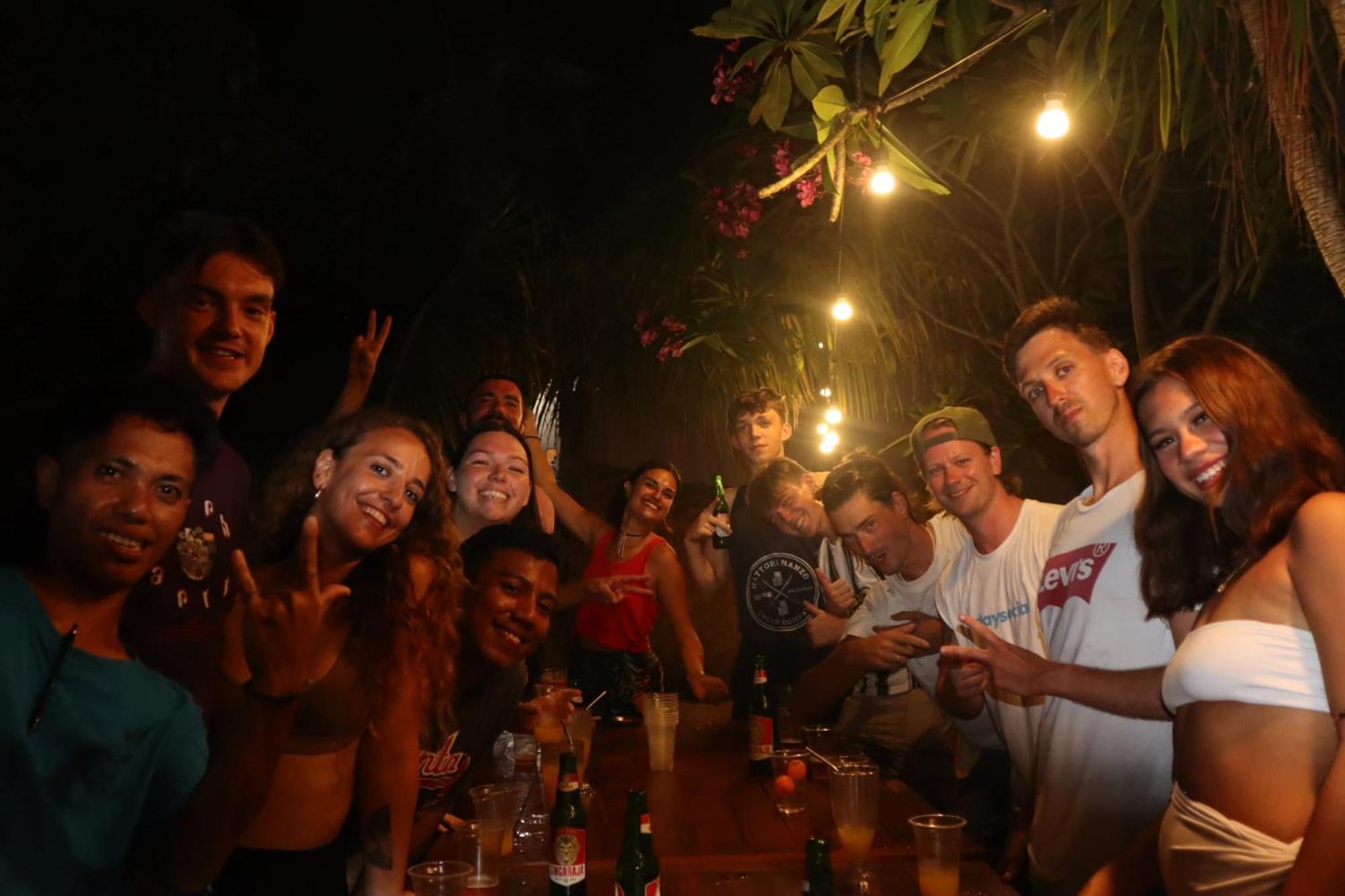 Jati Village, Party Hostel And Bungalows Gili Trawangan Exterior foto