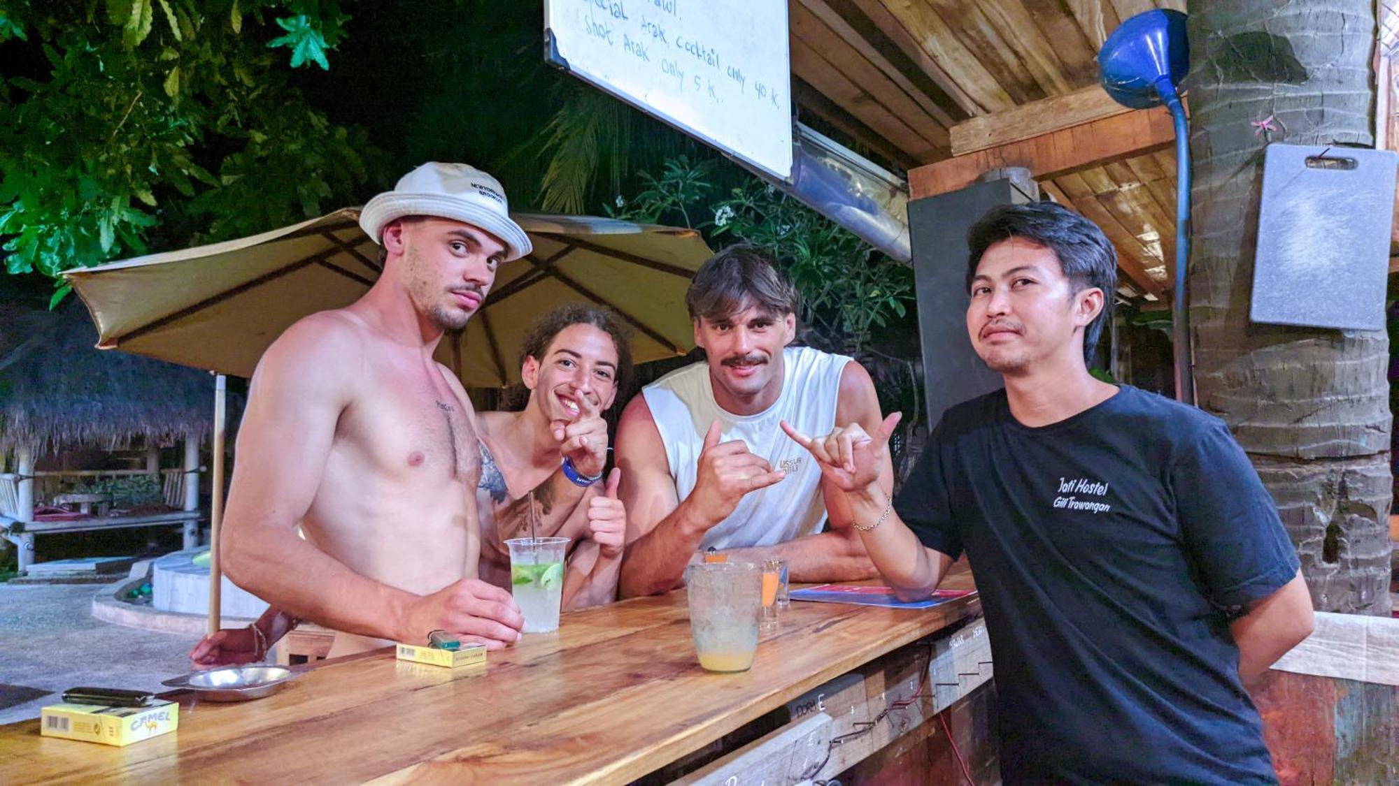Jati Village, Party Hostel And Bungalows Gili Trawangan Exterior foto
